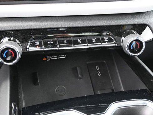 New 2025 Chevrolet Silverado EV RST image 26