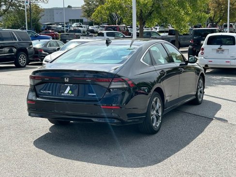 Used 2024 Honda Accord EX-L image 3