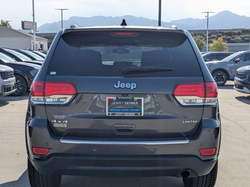 Used 2015 Jeep Grand Cherokee Limited w/ Luxury Group II image 4