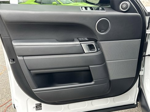 Used 2019 Land Rover Range Rover Sport HSE Dynamic image 22