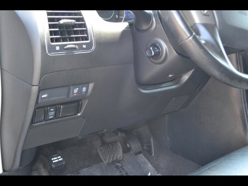 Used 2020 Nissan Armada SL w/ Premium Package image 51
