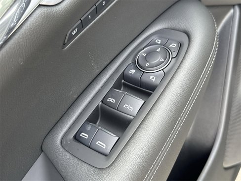 New 2025 Cadillac XT6 Premium Luxury image 30