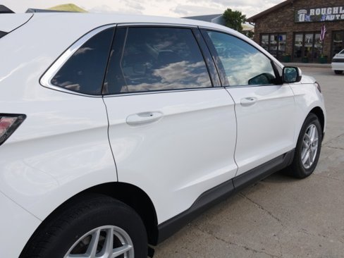 Used 2024 Ford Edge SEL image 9