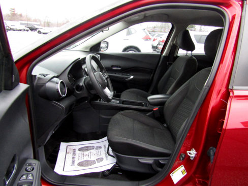 Used 2021 Nissan Kicks SV image 16