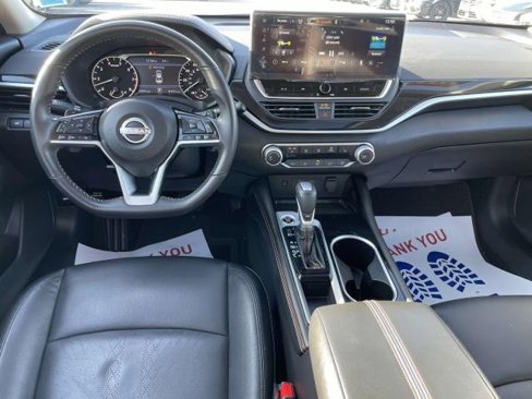 Certified 2023 Nissan Altima 2.5 SR w/ SR Premium Package image 16
