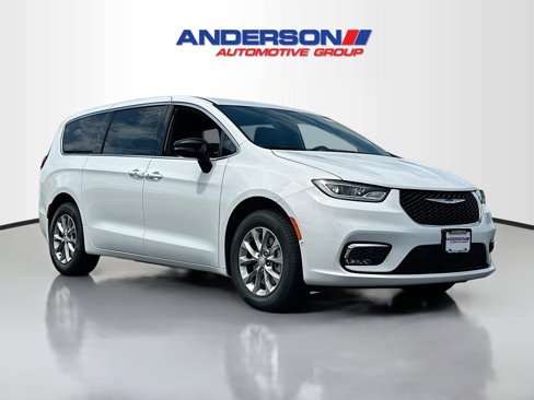 New 2026 Chrysler Pacifica Select image 1