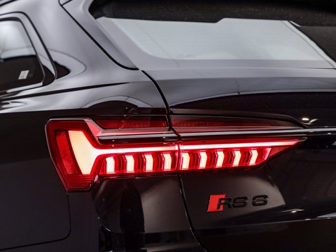 New 2025 Audi RS 6 performance image 19