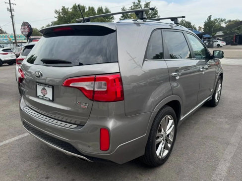 Used 2014 Kia Sorento SX w/ 3rd Row Package image 4