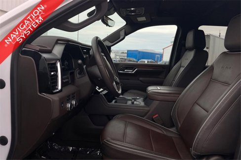 Used 2024 GMC Sierra 3500 Denali w/ Denali Reserve Package image 13