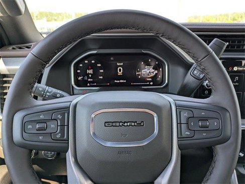 New 2026 GMC Sierra 2500 Denali w/ Denali Reserve Package image 28