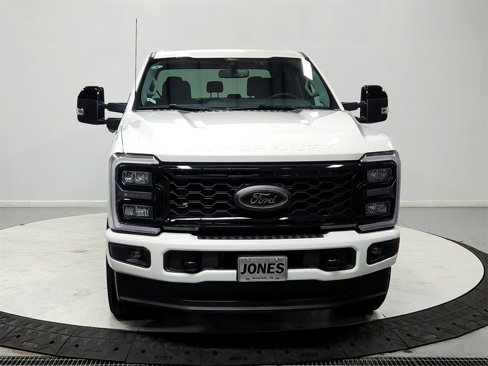 New 2025 Ford F250 Lariat w/ Black Appearance Package image 2