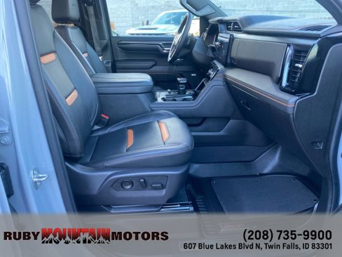 Used 2024 GMC Sierra 1500 AT4 w/ Technology Package image 22