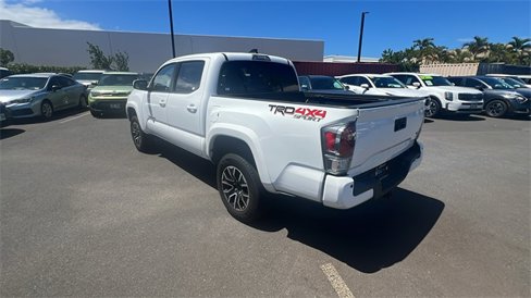Used 2020 Toyota Tacoma TRD Sport w/ Technology Package image 3