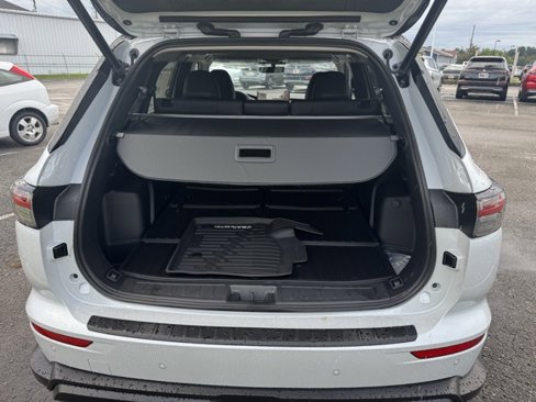 New 2025 Mitsubishi Outlander AWD image 34
