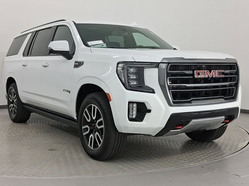 Used 2021 GMC Yukon XL AT4 w/ AT4 Premium Plus Package image 7