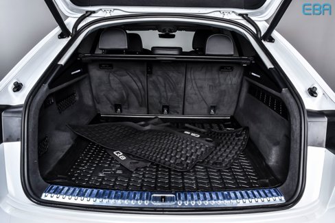 Used 2019 Audi Q8 Premium Plus image 12