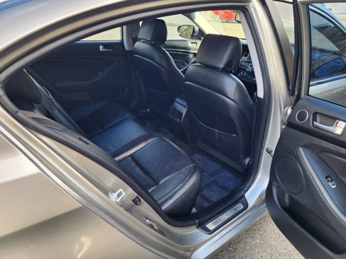 Used 2014 Kia Cadenza Premium image 21