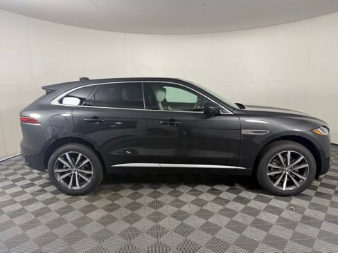 New 2026 Jaguar F-PACE R-Dynamic S image 9