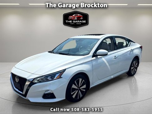 Used 2020 Nissan Altima 2.5 SV image 1