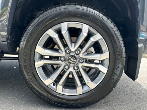 Certified 2025 Toyota 4Runner Limited image 28