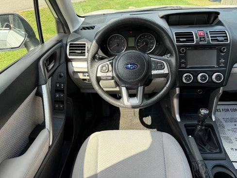 Used 2017 Subaru Forester 2.5i image 13