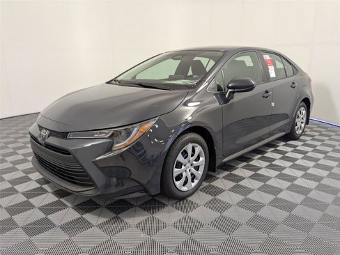 New 2026 Toyota Corolla LE image 2