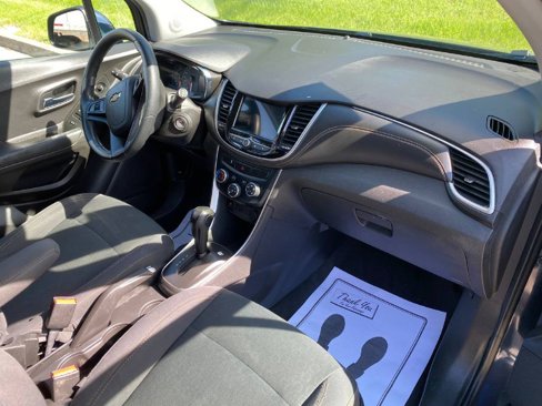 Used 2019 Chevrolet Trax LS w/ Tint and Cruise Package image 8