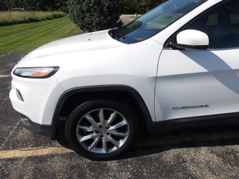 Used 2014 Jeep Cherokee Limited image 31