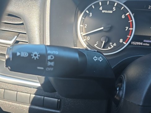 Used 2021 Nissan Rogue S image 21