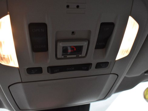 Used 2022 Toyota Highlander Limited image 30