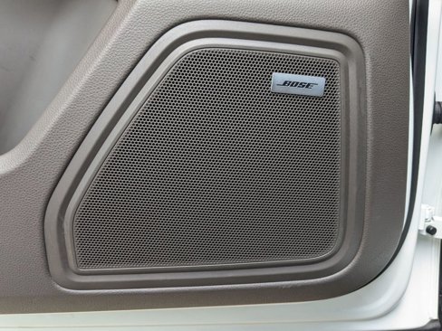 Certified 2024 Porsche Macan image 14