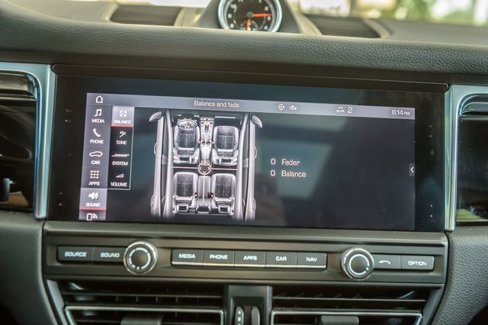 Used 2021 Porsche Macan image 20