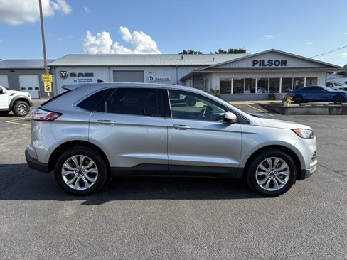 Used 2024 Ford Edge Titanium image 27