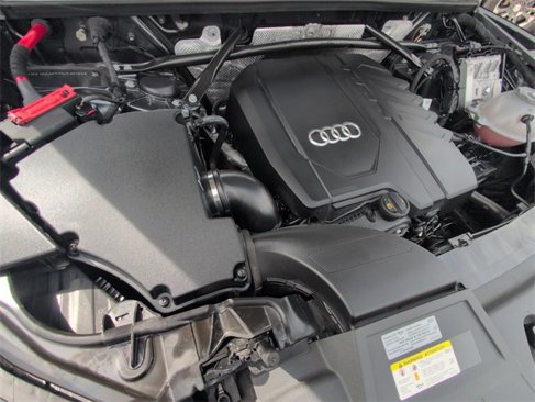 Used 2022 Audi Q5 2.0T Premium w/ Convenience Package image 18