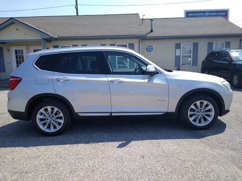 Used 2016 BMW X3 xDrive28i image 4