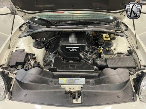 Used 2003 Ford Thunderbird image 10