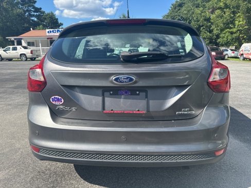Used 2014 Ford Focus SE w/ Equipment Group 201A image 6