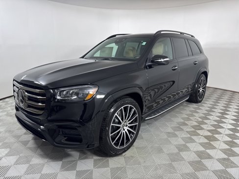 New 2026 Mercedes-Benz GLS 580 4MATIC image 3