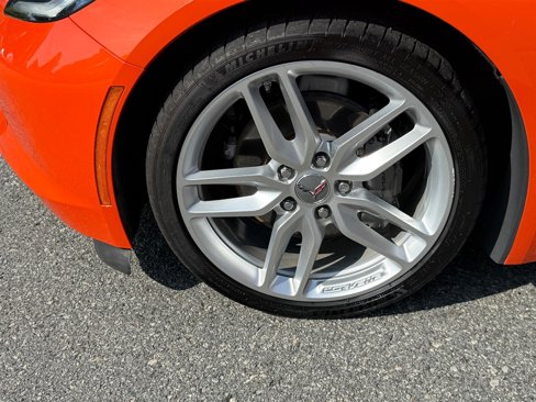 Used 2019 Chevrolet Corvette Stingray Coupe w/ 1LT image 19