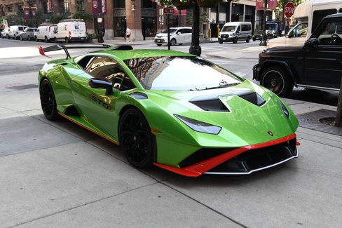 Used 2022 Lamborghini Huracan STO image 3