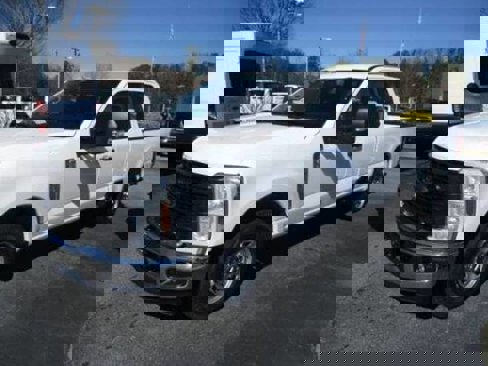 New 2025 Ford F250 XL w/ XL Chrome Package image 1