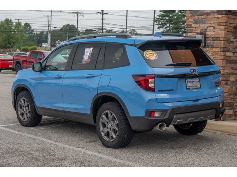 Used 2024 Honda Passport TrailSport image 5