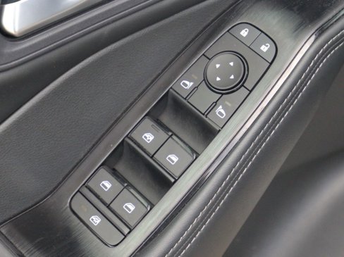 Used 2024 Nissan Rogue SV image 13
