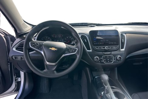 Used 2022 Chevrolet Malibu LT image 18