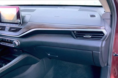 Used 2023 Nissan Altima 2.5 SV image 16