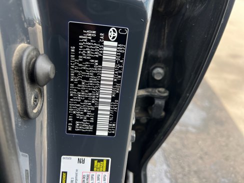 Used 2023 Toyota Corolla SE image 36