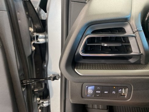 New 2026 Chevrolet Traverse LT w/ Driver Confidence Package image 12