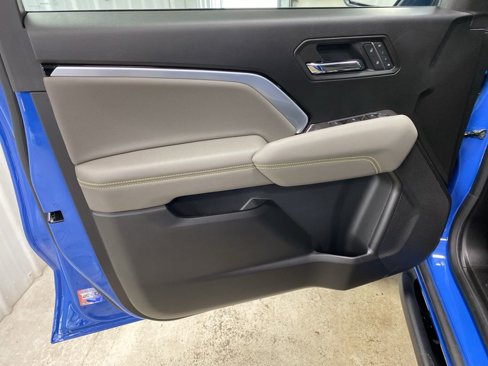 New 2026 Chevrolet Colorado ZR2 w/ Technology Package image 36