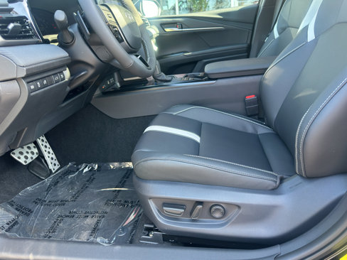 New 2026 Toyota Camry Hybrid w/ Convenience Package image 12