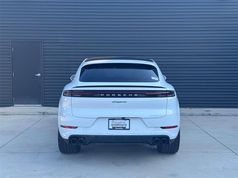 New 2026 Porsche Cayenne Coupe image 6